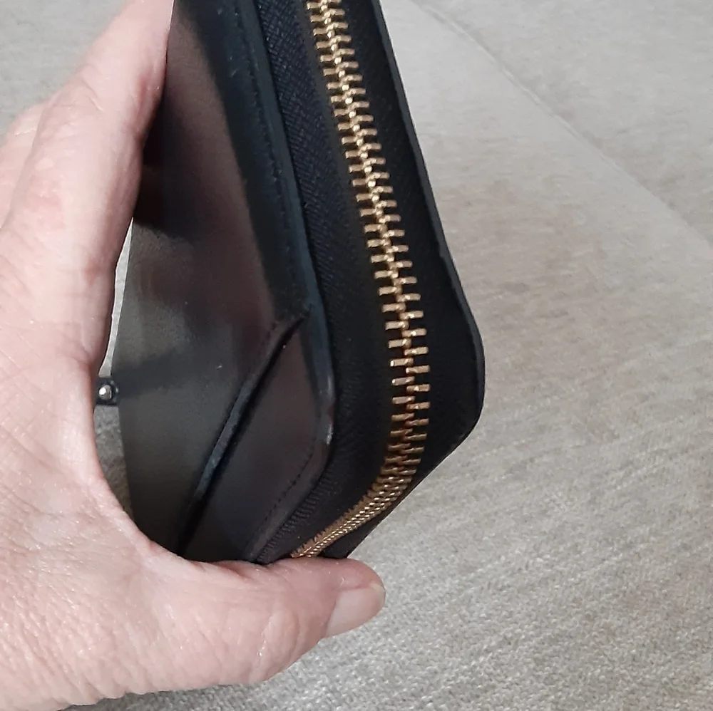 Kate Spade Black Zip-Around Wallet